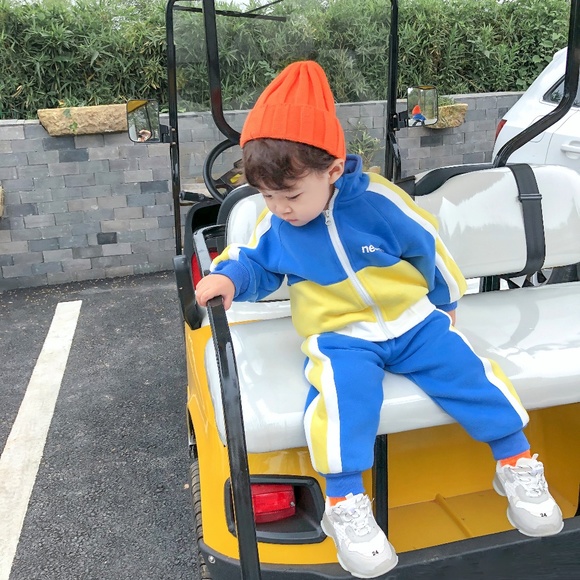 Kids Casual Tracksuit Set - Picture 1 of 3